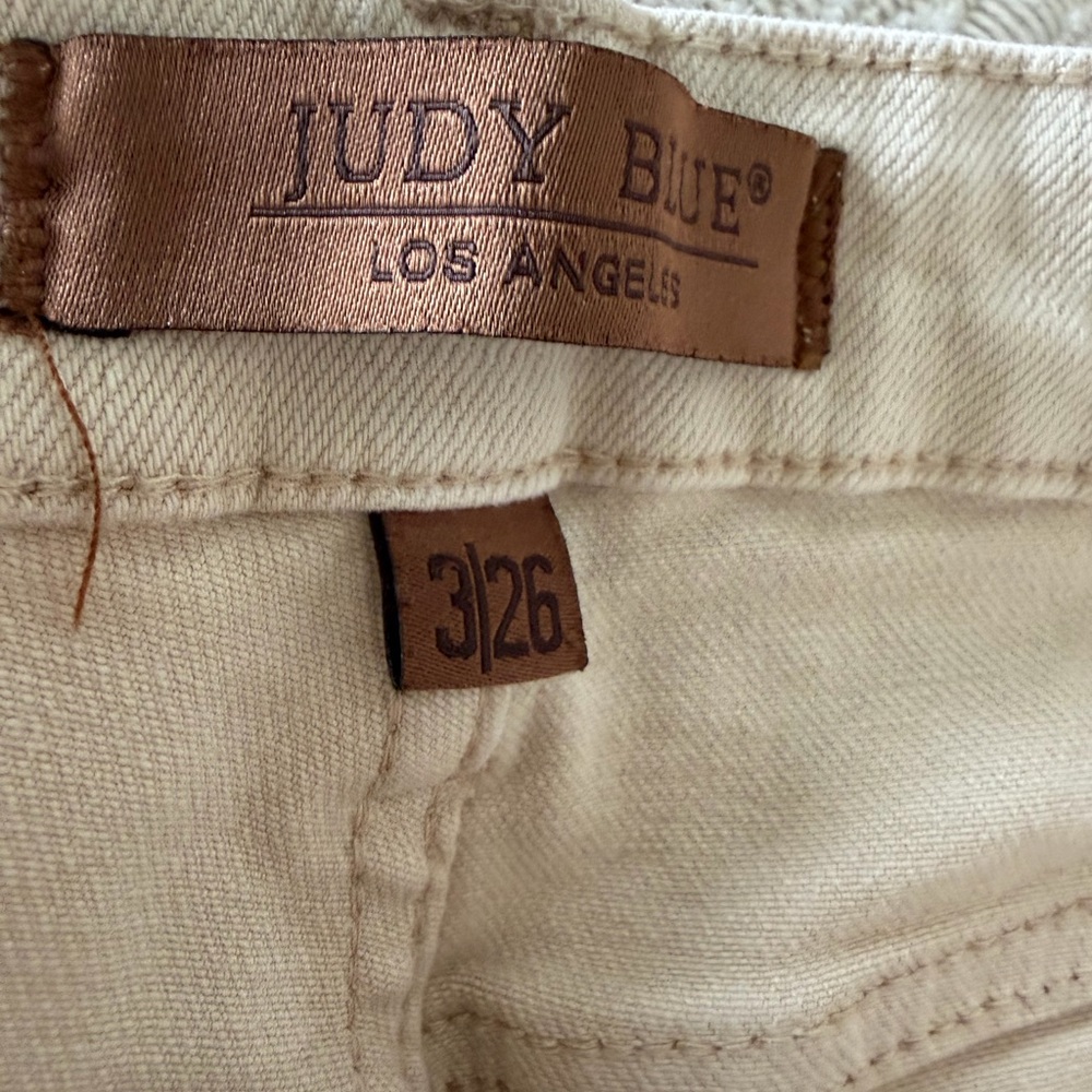 Judy Blue Neutral Cream Cropped High-Rise Jeans - Picture 3 of 9